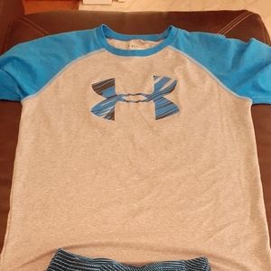 Under Armour youth large shirt